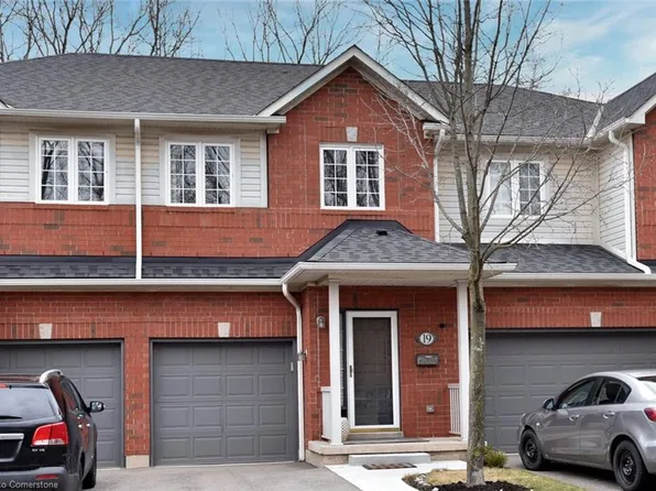 120 Beddoe Dr #19, Hamilton, ON L8P 4Z4