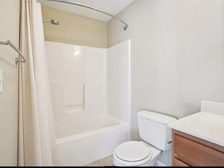 18 Alden Dr — Photo 11
