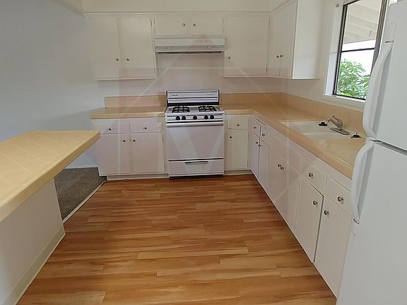 2nd image of 311 Verano Dr APT 62