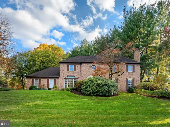 714 Southwinds Dr, Bryn Mawr, PA 19010