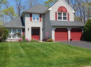 211 Downhill Run, Toms River, NJ 08755