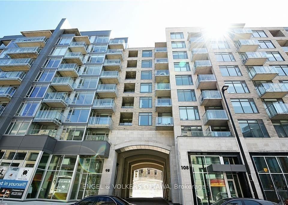 1st image of 108 Richmond Rd #208