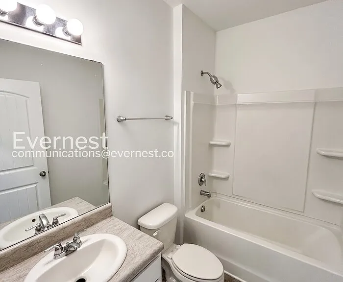 2124 Carefree Ln — Photo 13