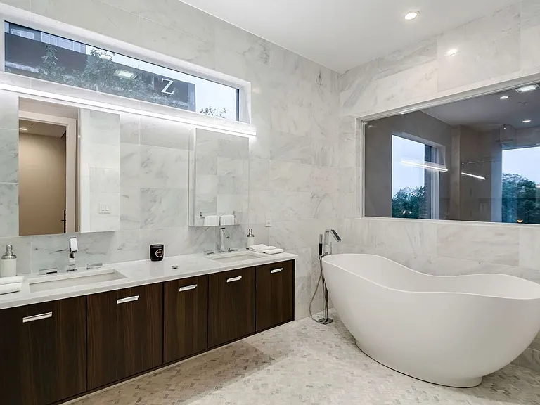 147 S Hancock St — Photo 11