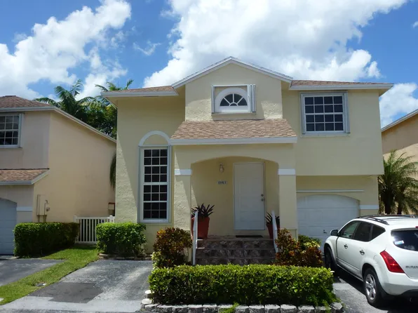 11913 NW 12th St, Hollywood, FL 33026