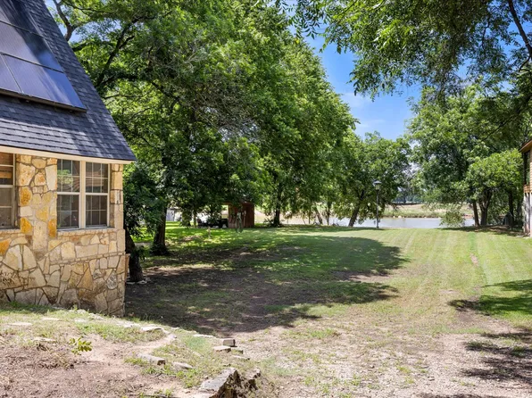 323 E El Camino Real, Weatherford, TX 76087