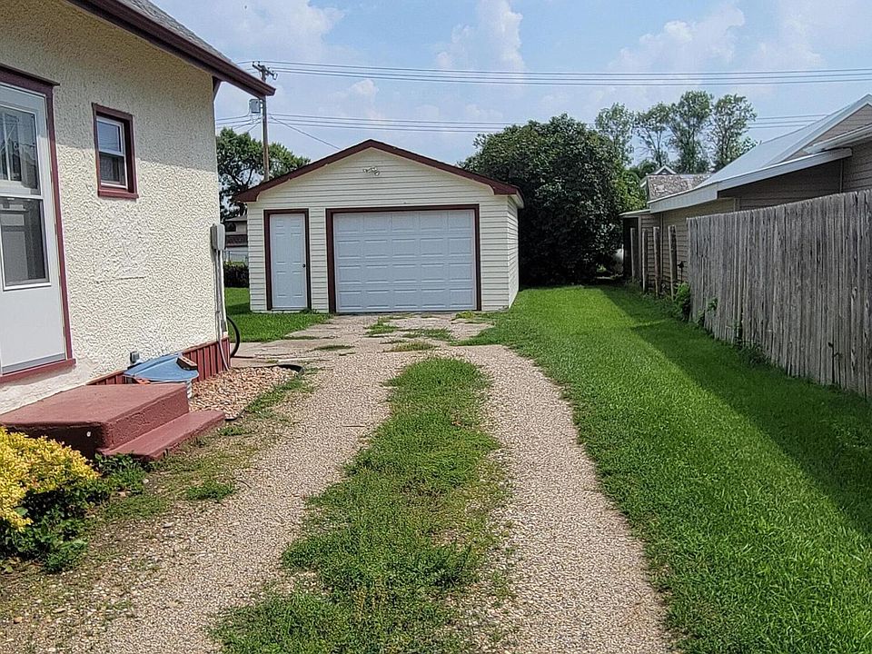 407 1st Ave NE, Ashley, ND 58413 Zillow