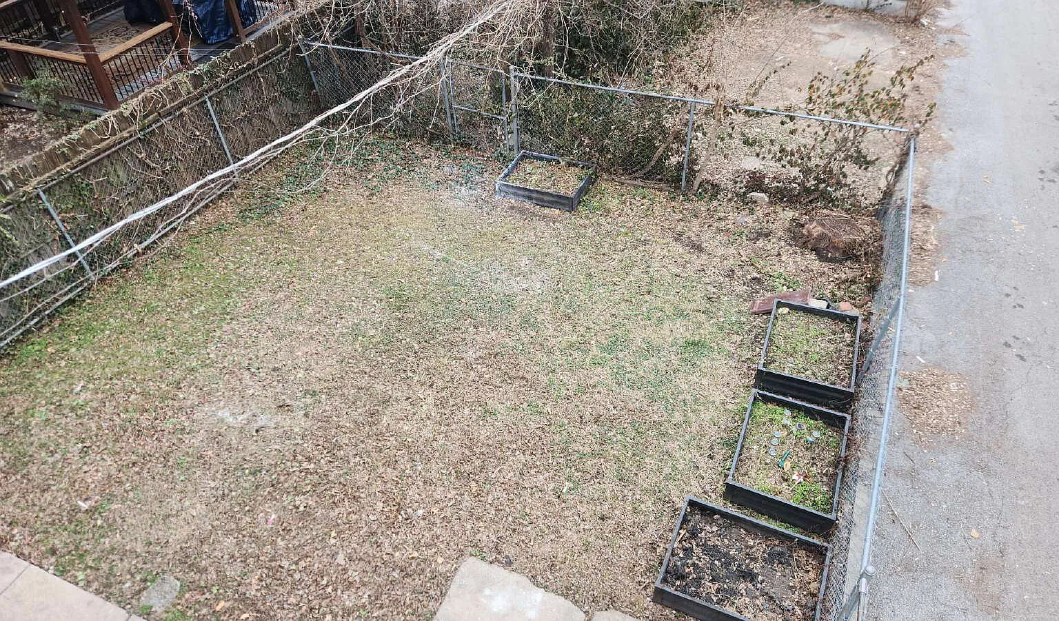 2 bed, 1.0 bath, $975 — Photo 3