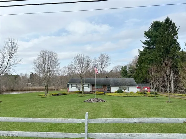 12706 Rockhaven Rd, Chesterland, OH 44026