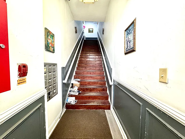 20 N 40th St #31 — Photo 17