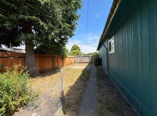 723 W Long St, Eureka, CA 95501