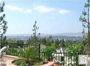 6011 E Ridgewood Ct, Anaheim, CA 92807