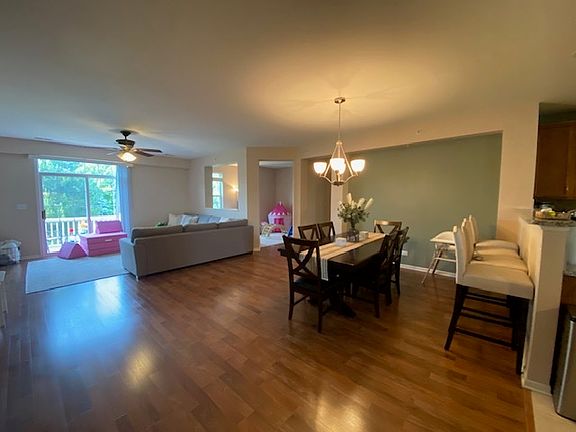 3rd image of 1390 Scarboro Rd #1390