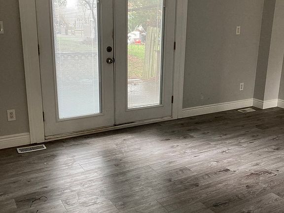 5th image of 7731 Hawthorne Dr #19