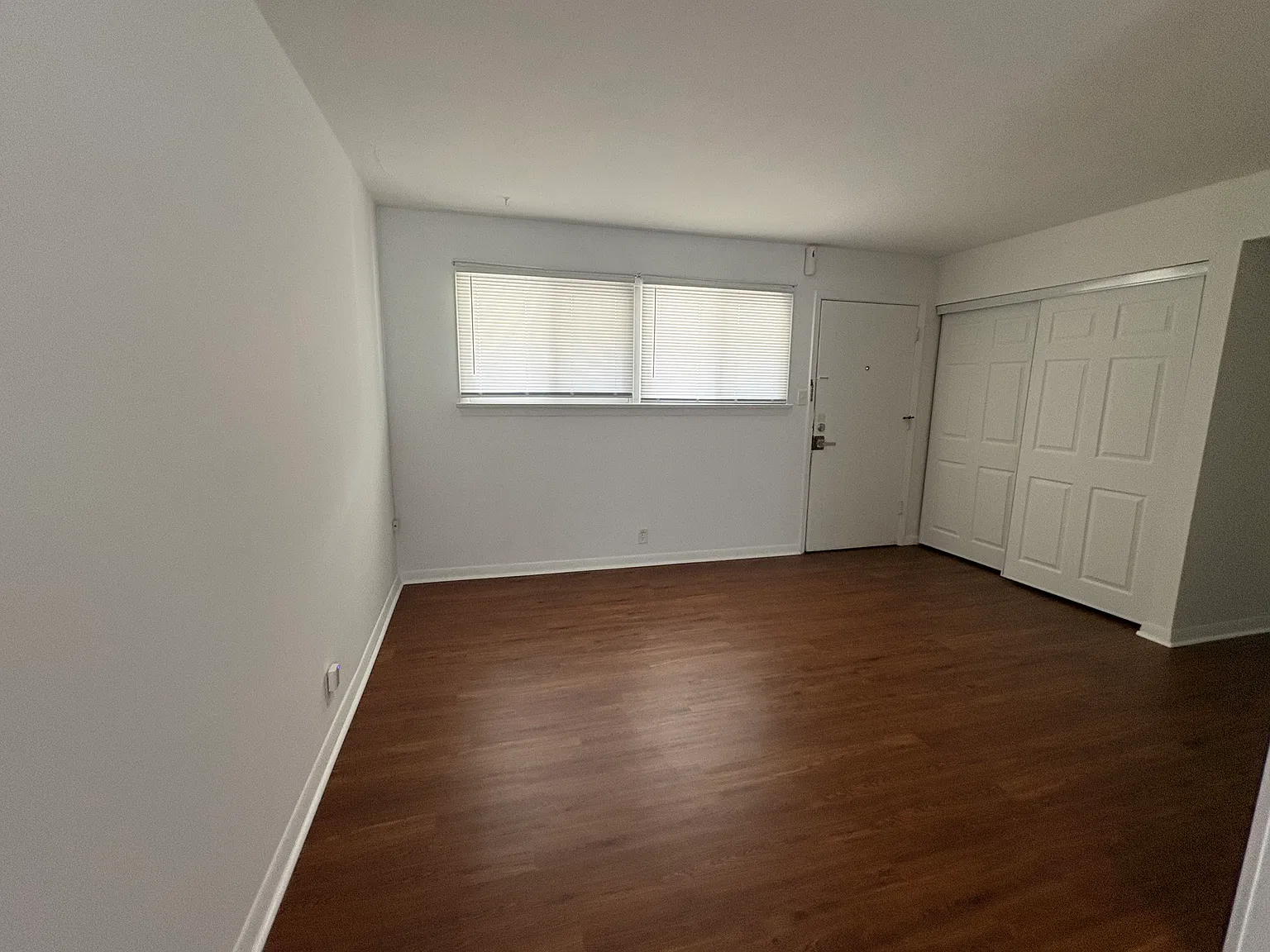 2 bed, 525 sqft, $1,095 — Photo 2