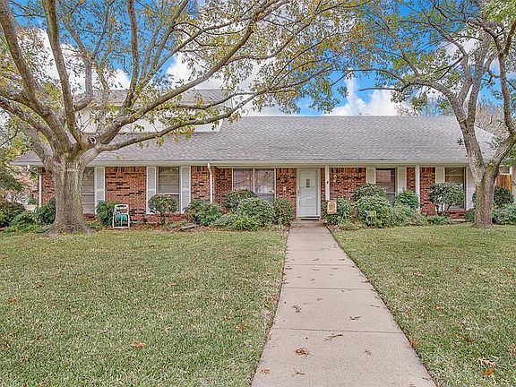 2nd image of 815 Tanglewood Ln