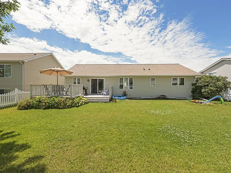1187 Blackhawk Dr SW — Photo 44