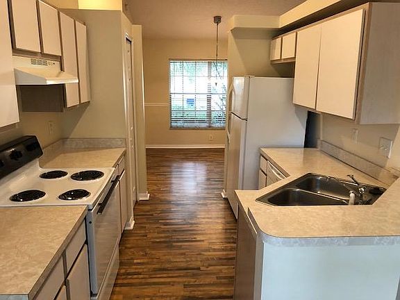 4th image of 5423 Gaucho Way