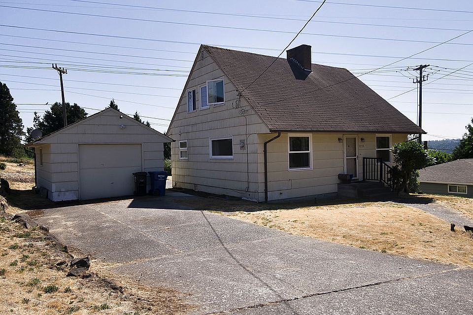 2nd image of 1755 S Ferdinand St