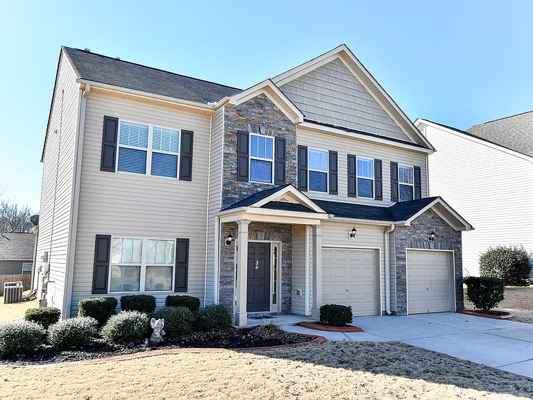 38 Ramapo Ct — Photo 3