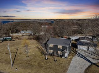 1046 150th Ave, Knoxville, IA 50138