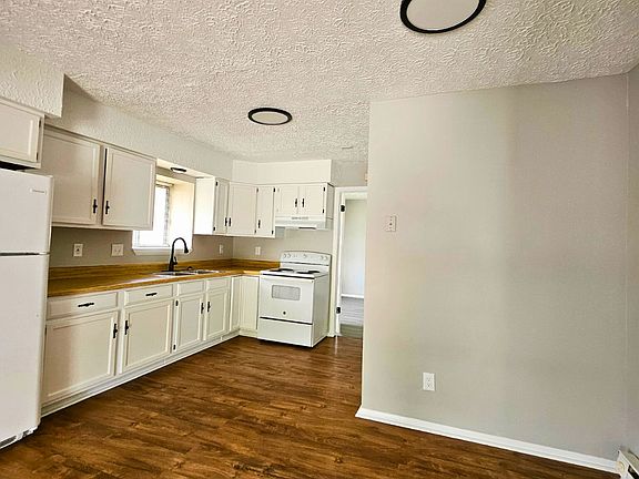 3rd image of 95 Buffalo St APT 1