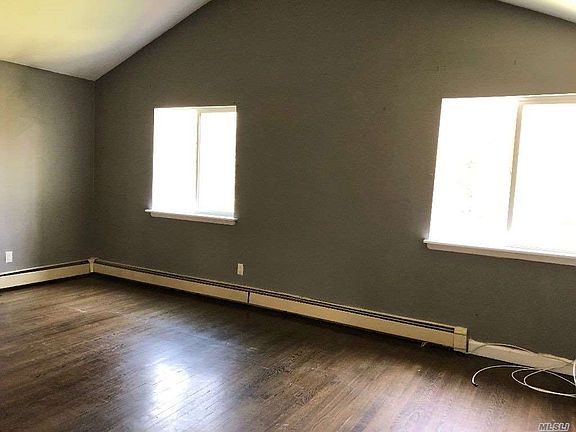 2nd image of 90 Belleview Ave