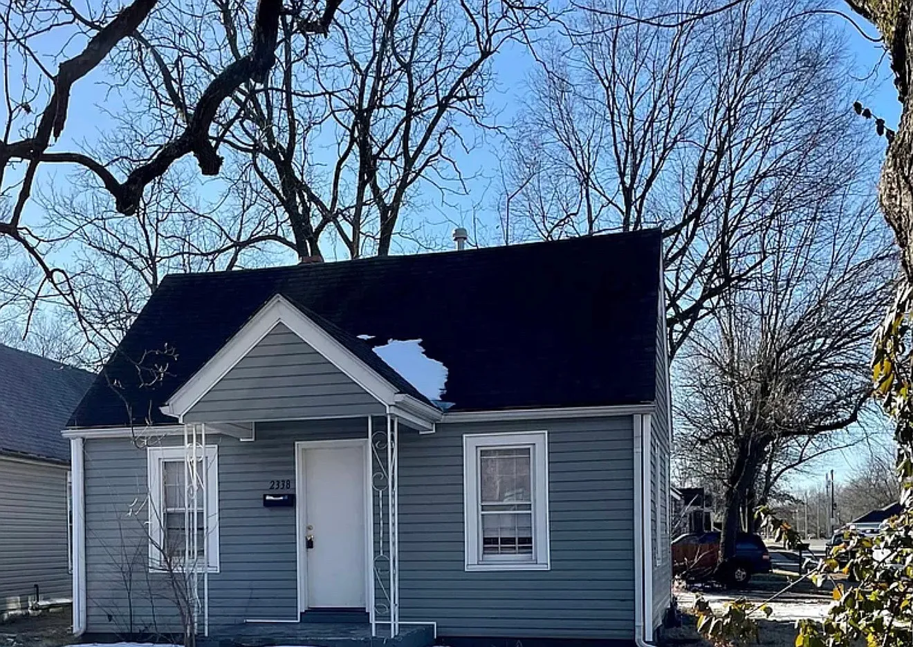 2 bed, 900 sqft, $1,000 — Photo 1
