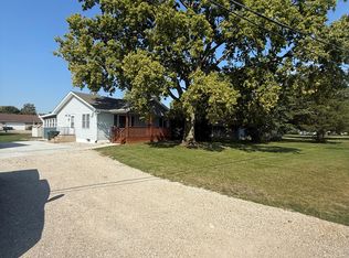 25308 S Center St, Channahon, IL 60410