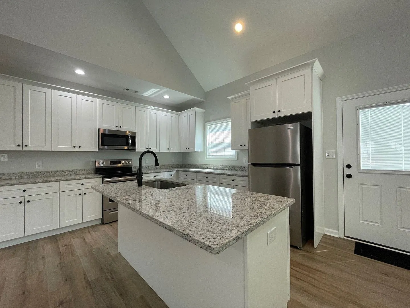 Pre-Leasing For August 9th 2027! — Photo 3