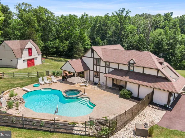 3831 Lywiski Rd, Collegeville, PA 19426