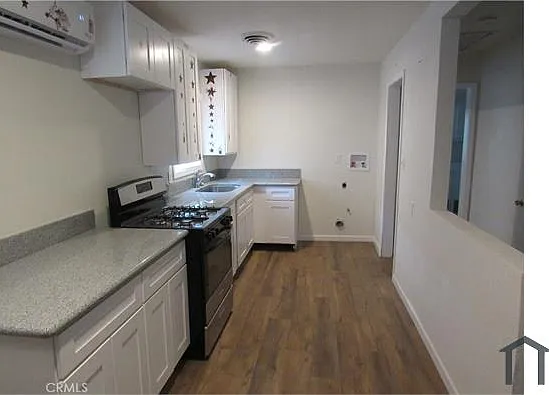 3 bed, 936 sqft, $1,750 — Photo 4