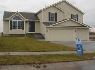 9027 N Mersington Ave, Kansas City, MO 64156