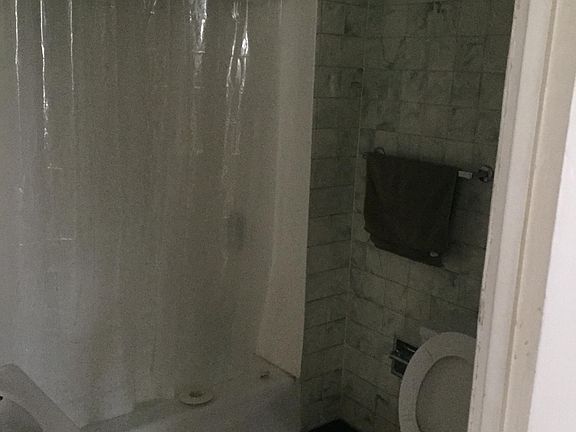 5th image of 614 W Seneca Tpke Floor 2