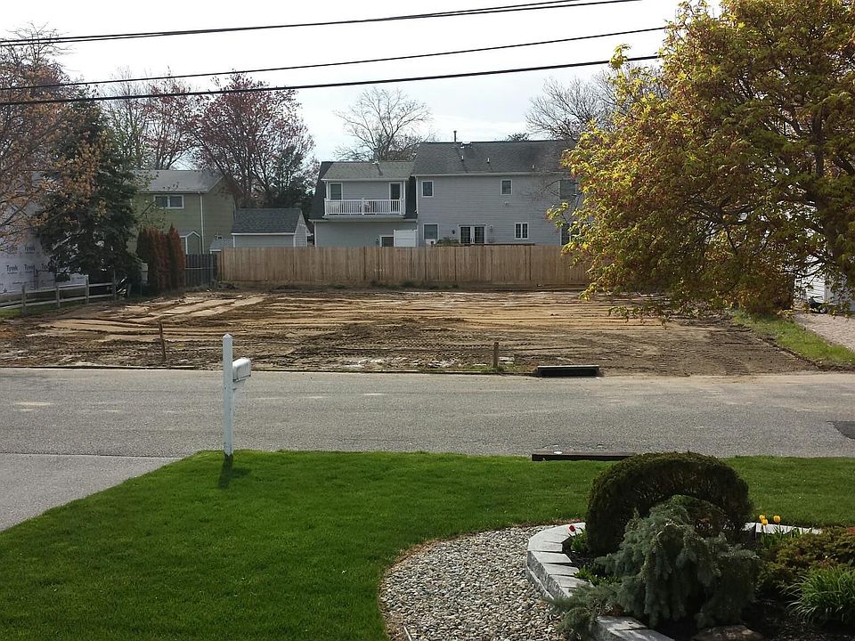 1st image of 66 14th St