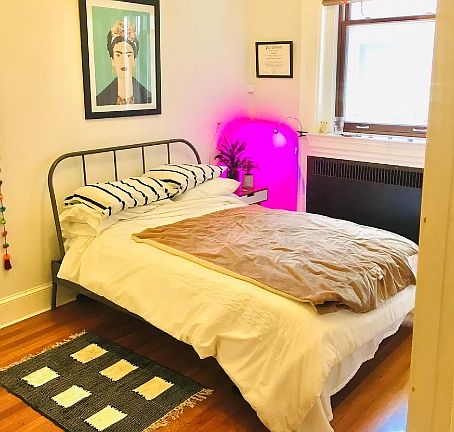 5th image of 16 W Mount Vernon Pl APT 1E