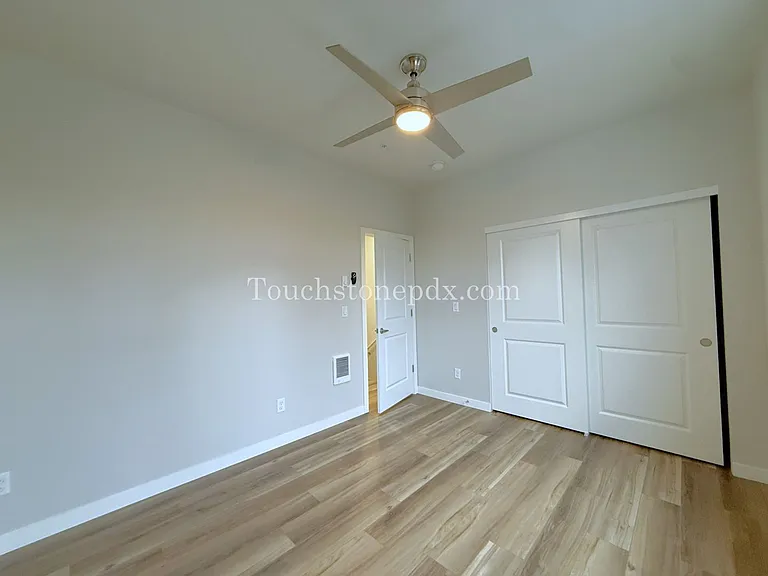 3323 SE 87th Ave — Photo 55