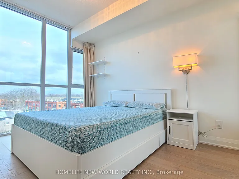 1 Hurontario St #505 — Photo 6