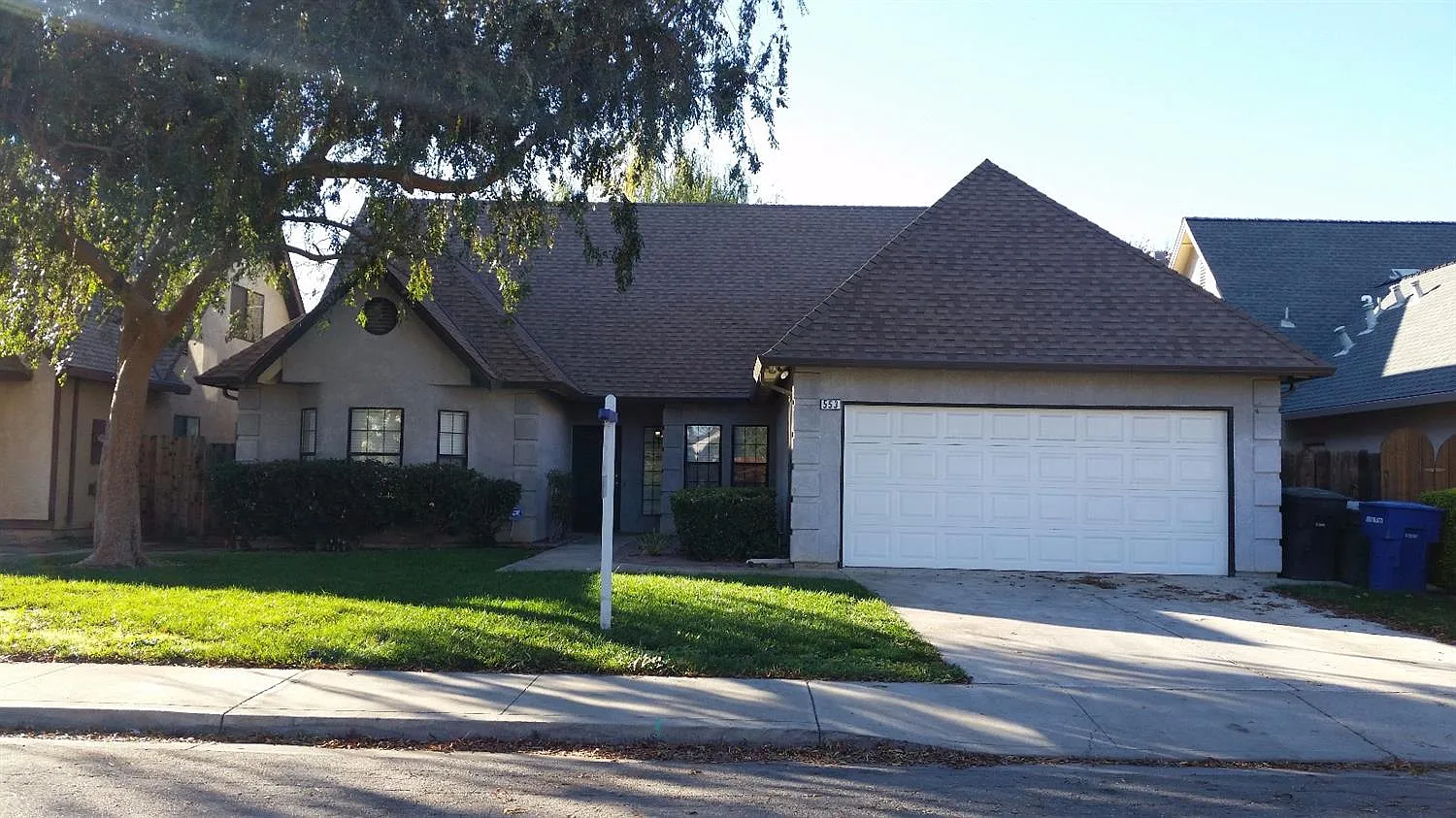 553 Nicastro Dr photo 1