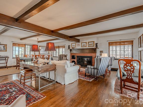 4th image of 130 Stone Ridge Ln