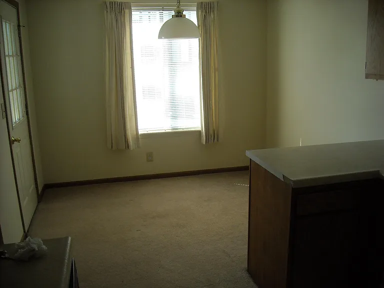 935 Gordon Smith Blvd — Photo 2