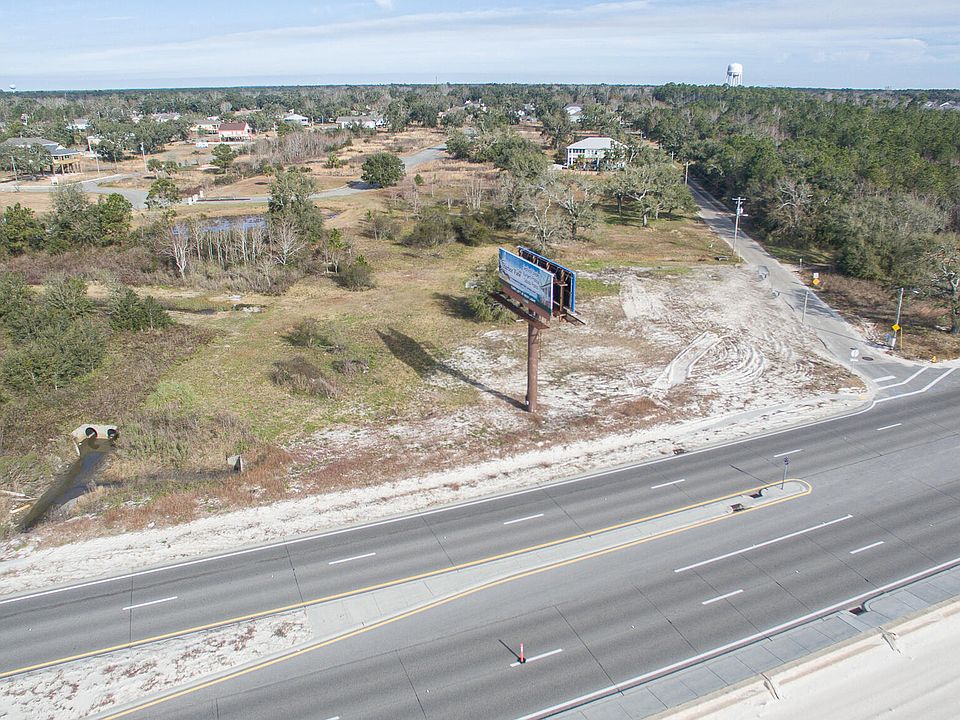 1st image of 920 W Beach Blvd