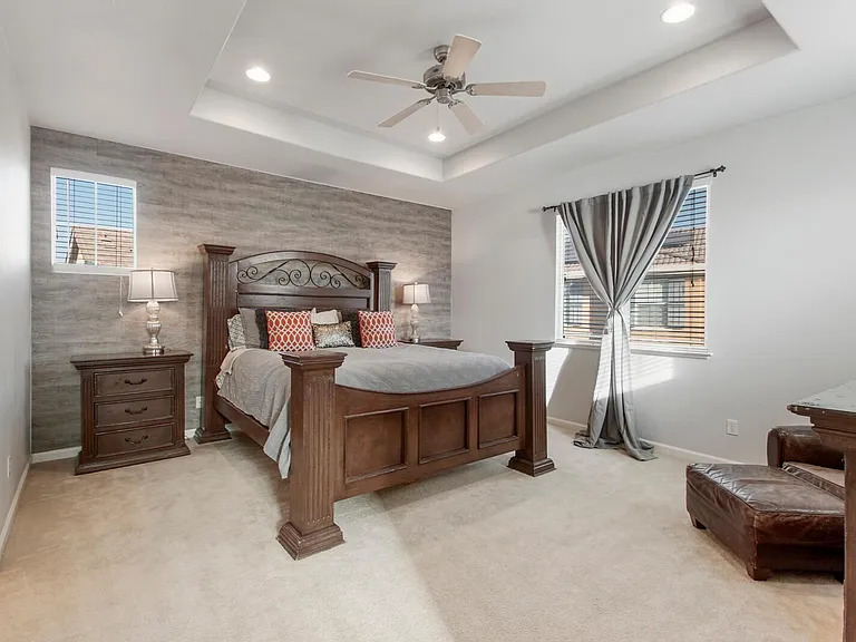 4352 Middlefield Dr — Photo 24