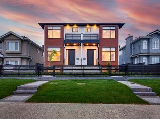 7813 18th Ave, Burnaby, BC V3N1J5