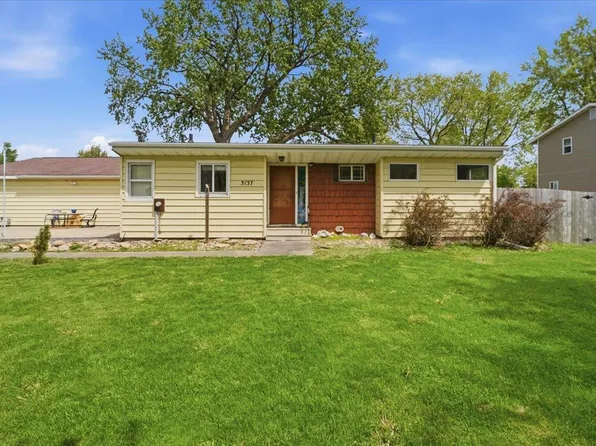 3137 Hammond Ave, Waterloo, IA 50702