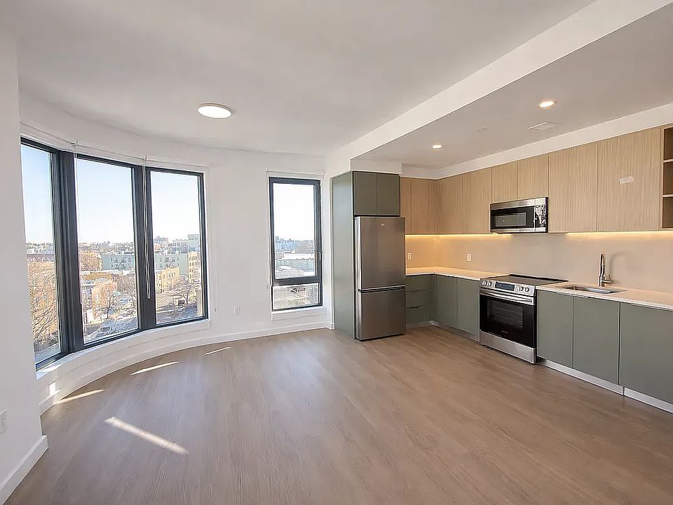 1st image of 158 Lott St #662D