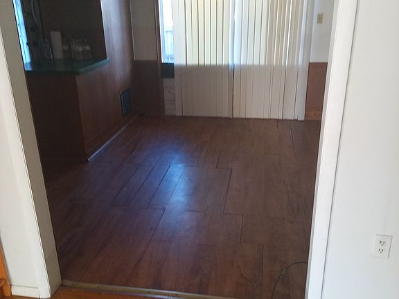 5th image of 486 Carrollton Dr