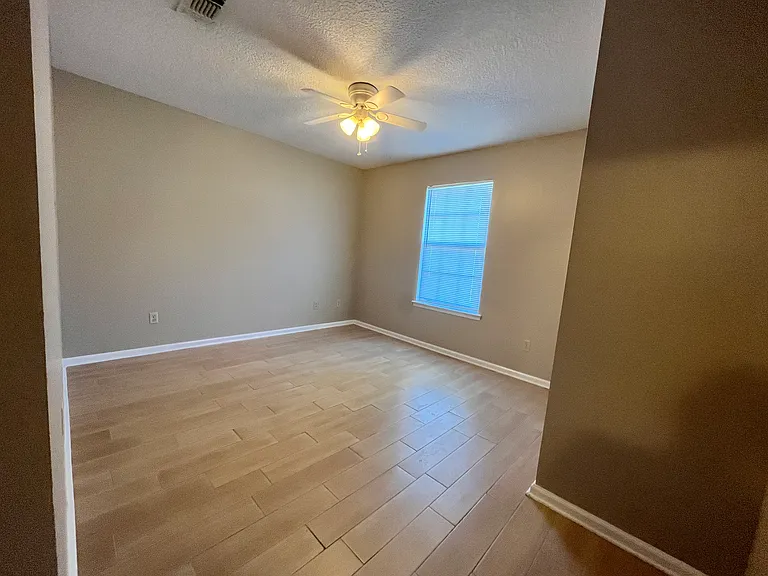 10287 Stallion Run Ct — Photo 14