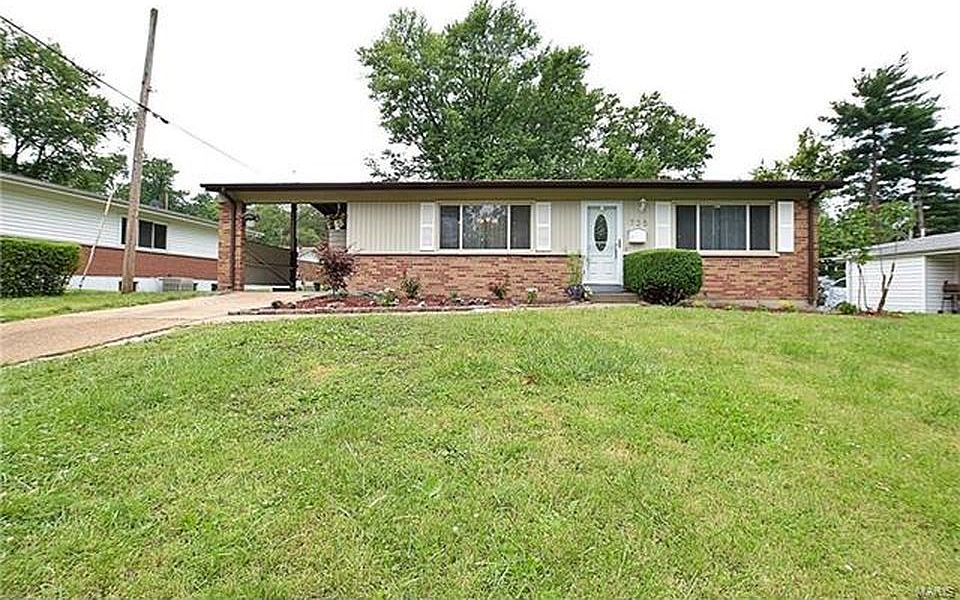 1st image of 725 Jamaica Pl