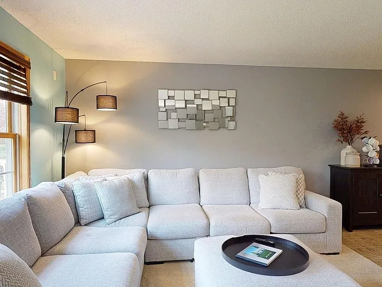 3057 Venice Ln NW — Photo 19